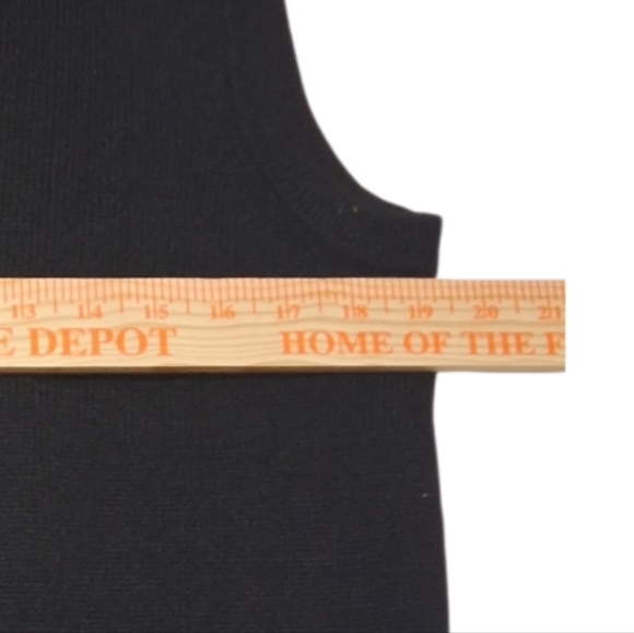 Kenneth Cole Reaction Sz. M Black/Gray Cardigan Sweater Vest - Picture 4 of 10